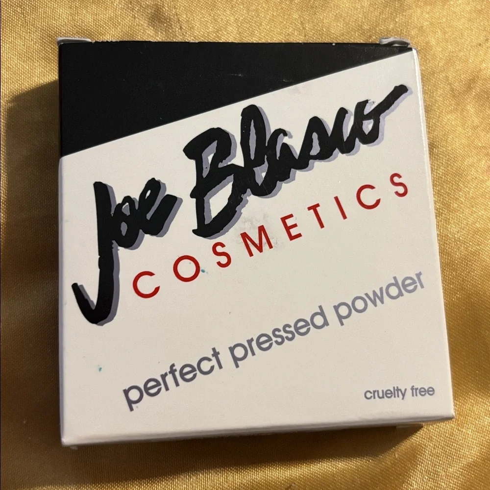 Joe Blasxo Perfect Pressed Powder and Blush Set